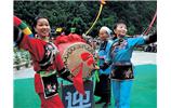 德夯大峽谷 一、二、三代苗鼓王同臺(tái)獻(xiàn)藝